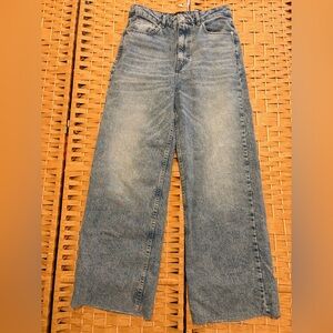 NWOT High-Waisted Straight Leg Blue Denim Jeans